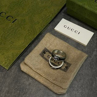 Gucci Interlocking G Black Enamel Band Ring