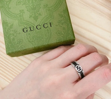 Gucci Interlocking G Black Enamel Band Ring