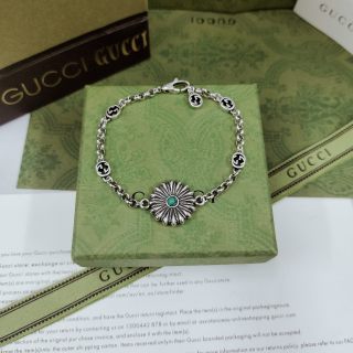 Gucci GG Floral Medallion Turquoise Accent Silver Bracelet