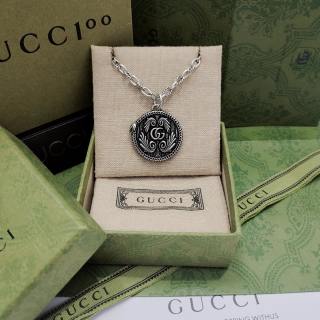 Gucci GG Engraved Medallion Pendant Necklace