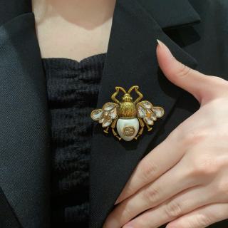 Gucci Bee Crystal Double G Brooch