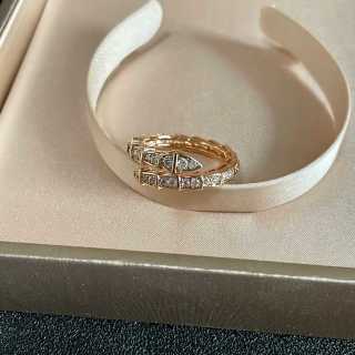 Bvlgari Rose Gold Bow Crystal Ring – Elegant Luxury Jewelry