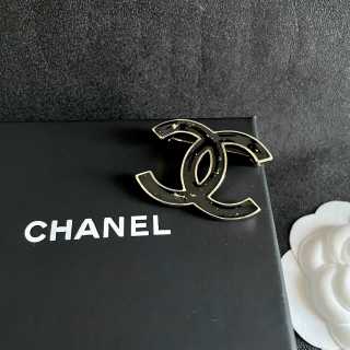 CHANEL Livia Monochrome Signature Brooch