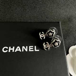 CHANEL Pearl Glow CC Charm Drop Earrings