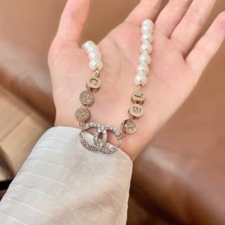 CHANEL Pearl Signature Harmony Necklace
