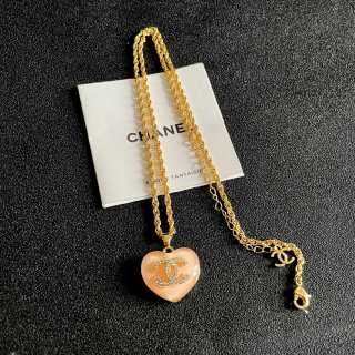 CHANEL Golden Heart Emblem Necklace