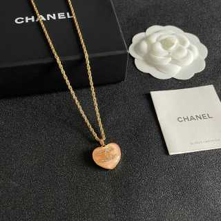 CHANEL Golden Heart Emblem Necklace