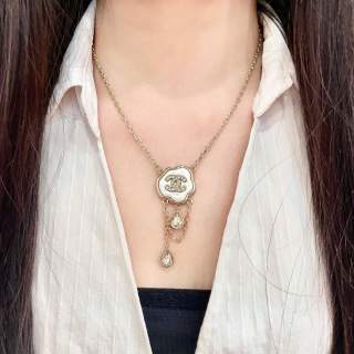 CHANEL Silver Bloom Pendant Necklace
