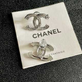 CHANEL Roselight Pavé CC Stud Earrings