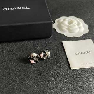 CHANEL Noir Blossom Cluster Stud Earrings