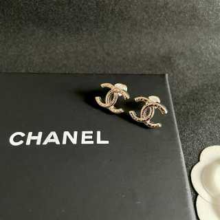 Chanel Crystal CC Stud Earrings – Elegant Luxury Fashion Jewelry