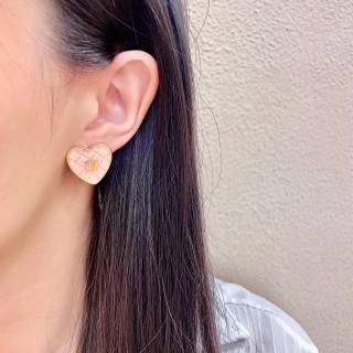 CHANEL Rosé Whisper Heart Stud Earrings