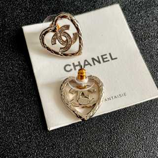 CHANEL Heartline Emblem Stud Earrings