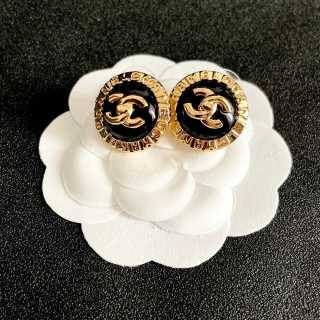 CHANEL Heritage Enamel Medallion Stud Earrings