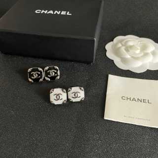 CHANEL Square Signature Stud Earrings