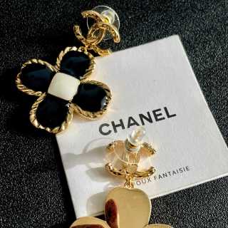CHANEL Midnight Clover CC Drop Earrings
