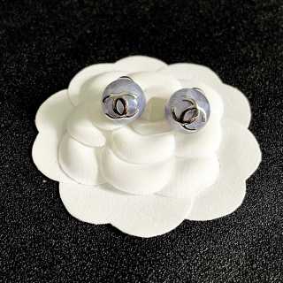 CHANEL Mosaic Pearl CC Stud Earrings