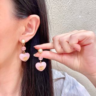 Chanel Pearl Floral Drop Earrings – Elegant Luxury Fashion Jewelry