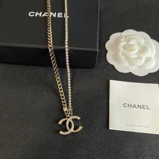 Chanel Layered Gold Chain CC Necklace – Elegant Luxury Fashion Jewelry