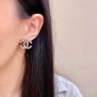 Chanel Silver Double CC Stud Earrings – Elegant Luxury Fashion Jewelry