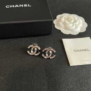 Chanel Silver Double CC Stud Earrings – Elegant Luxury Fashion Jewelry