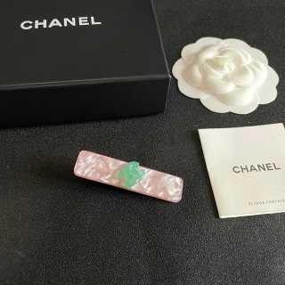 CHANEL Floral Resin Hair Barrettes