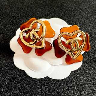 Chanel Vintage Heart Flower Stud Earrings