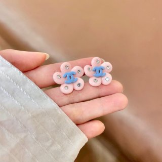 Chanel Romantic Blossom CC Hair Clip