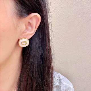 Gucci GG Pearl Frame Stud Earrings
