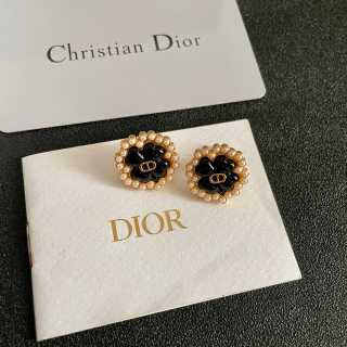 Dior Bloom Pearl Medallion Earrings