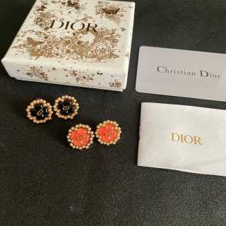 Dior Bloom Pearl Medallion Earrings