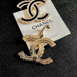 Chanel Elegant Interlocking CC Drop Earrings