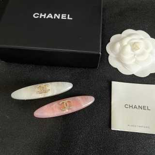Chanel Elegant Oval Hair Clip