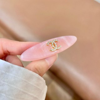 Chanel Elegant Oval Hair Clip