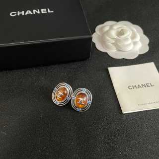 Chanel Elegant Oval Signature Stud Earrings