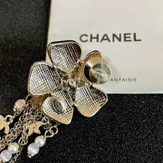 Chanel Elegant Floral Pearl Tassel Brooch