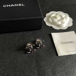 Chanel Elegant Signature Stud Earrings
