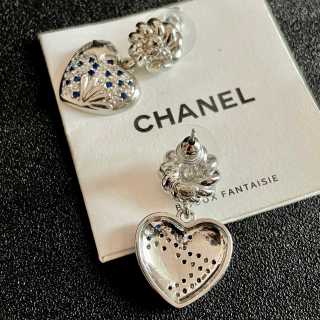 Chanel Sparkling Heart Blossom Earrings