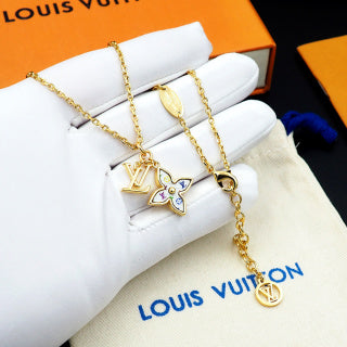Louis Vuitton Blossom Flower Pendant Necklace