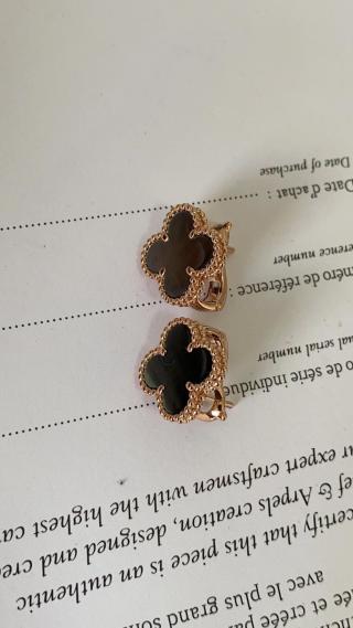 Van Cleef & Arpels Rose Gold and Grey Mother-of-Pearl Clover Earrings