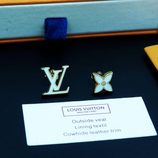 Louis Vuitton Monogram Blossom Stud Earrings