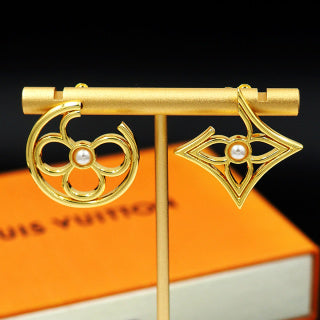 Louis Vuitton Blossom Duo Stud Earrings