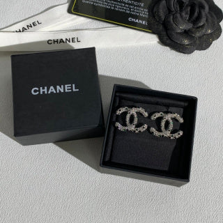 Chanel Crystal CC Logo Earrings – Elegant Luxury Fashion Jewelry