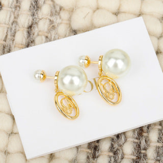 Dior Éclat Pearl Medallion Earrings