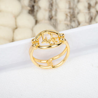 Dior Lumière Signature Gold Ring