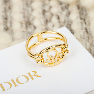 Dior Lumière Signature Gold Ring