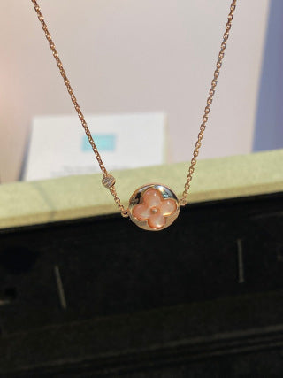 Louis Vuitton Blossom Pearl Medallion Chain Bracelet