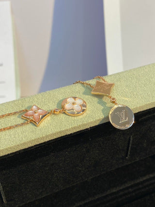 Louis Vuitton Blossom Star Pearl Pendant Necklace