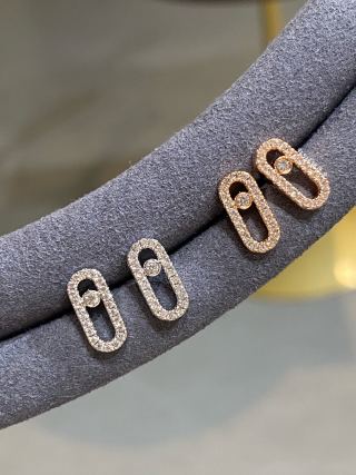 Messika Move Uno Pavé Diamond Stud Earrings