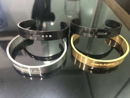 Messika Move Essential Diamond Cuff Bracelet